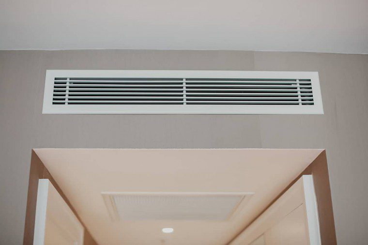 Differences between split system and ducted air con